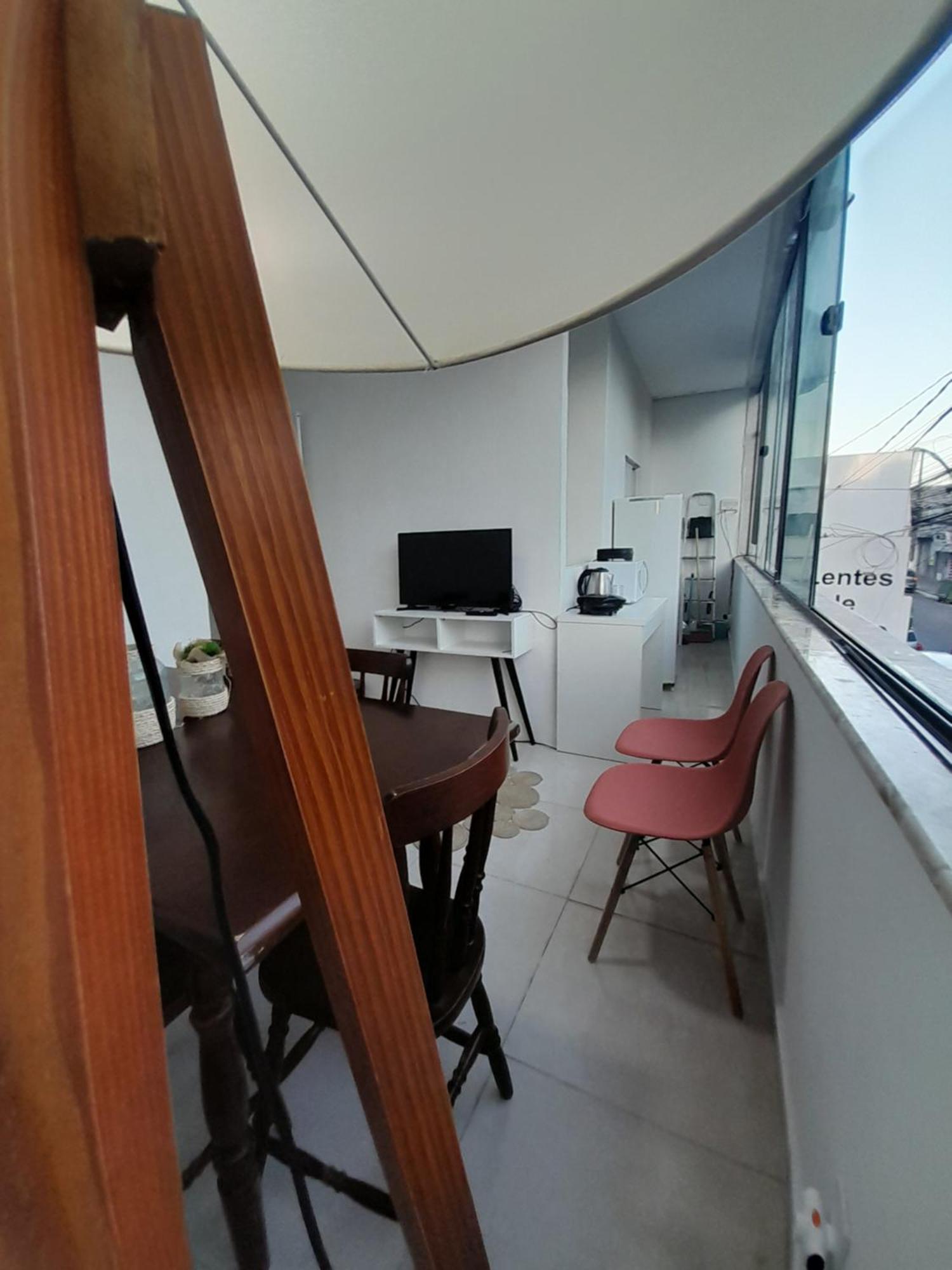 Hostel E Pousada ガラニュンス エクステリア 写真